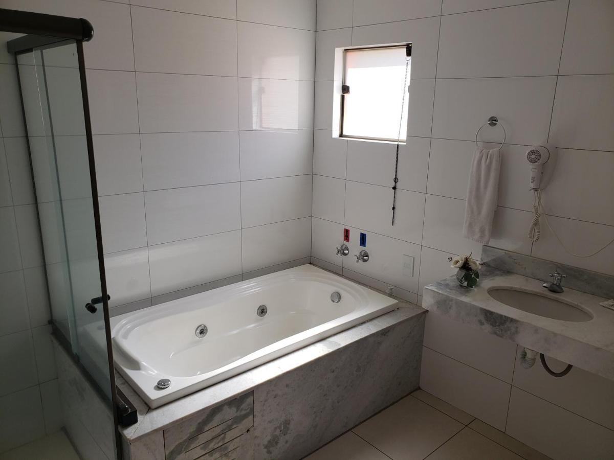 Grand Enio Hotel E Cantina Varginha  Kültér fotó
