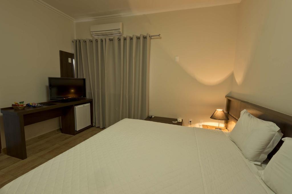 Grand Enio Hotel E Cantina Varginha  Kültér fotó