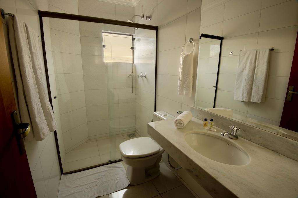 Grand Enio Hotel E Cantina Varginha  Szoba fotó