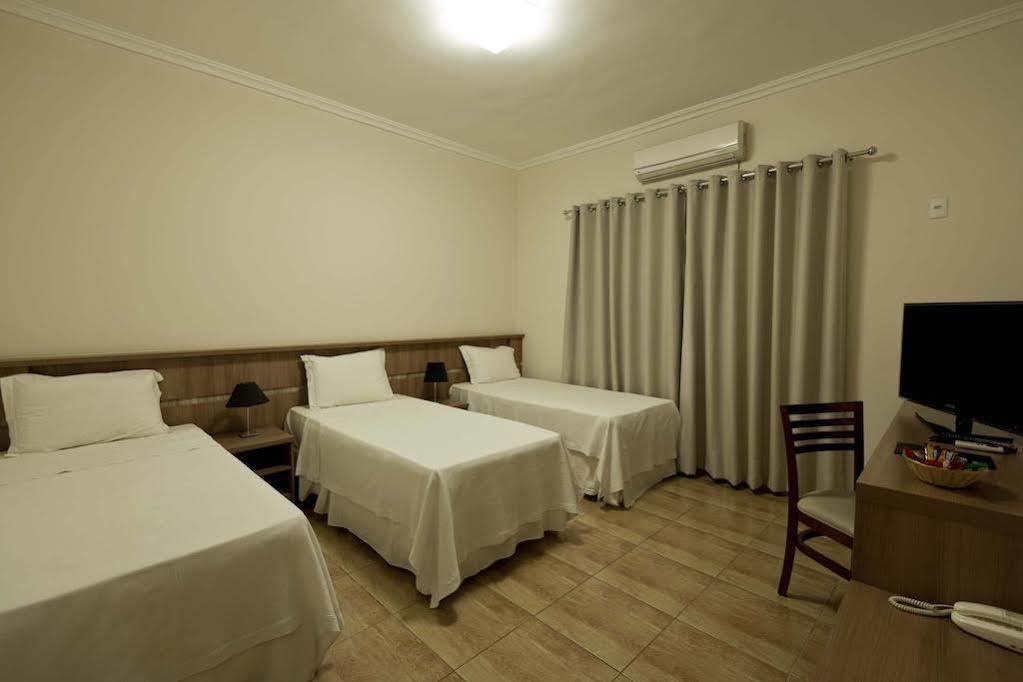 Grand Enio Hotel E Cantina Varginha  Kültér fotó